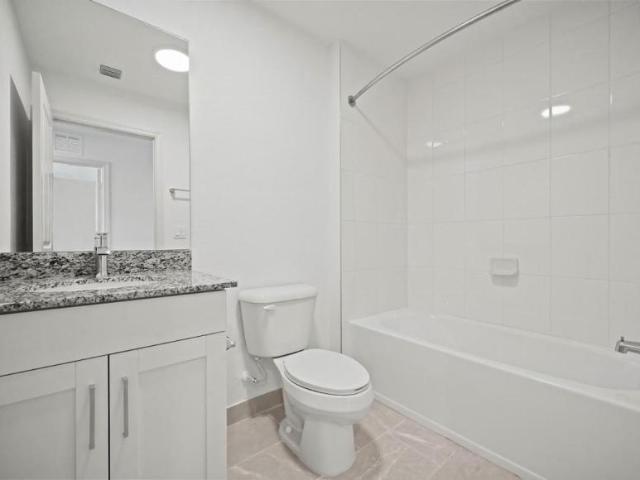 4 bedroom, Port Saint Lucie FL 34986 LS105733604