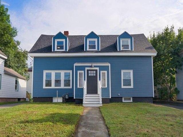 4 bedroom, Portland ME 04102 105648628