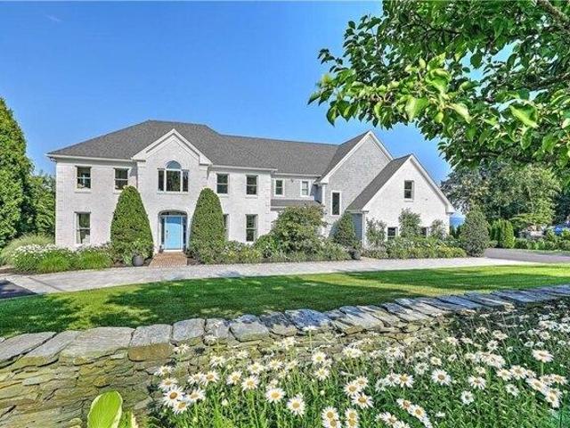 4 bedroom, Portsmouth RI 02871 104869955