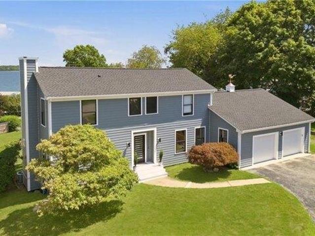 4 bedroom, Portsmouth RI 02871 105558953