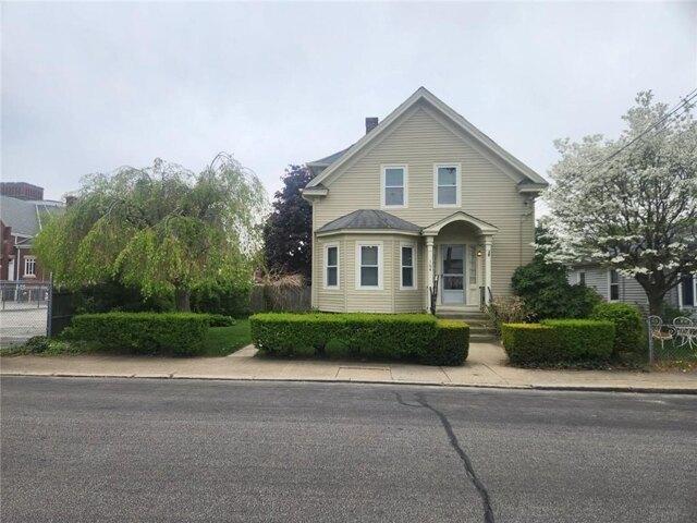 4 bedroom, Pawtucket RI 02860 105537697