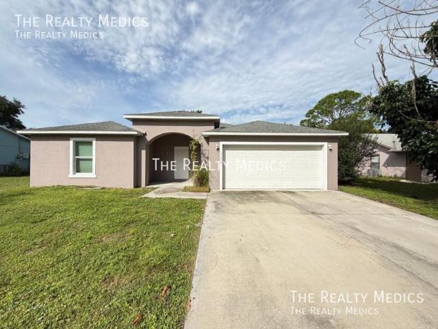 4 bedroom, Palm Bay FL 32907 105833211