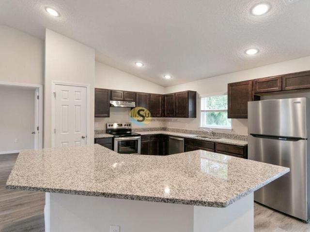 4 bedroom, Palm Coast FL 32164 105664287