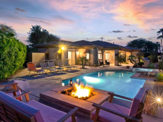 4 bedroom, Palm Desert CA 92211 100703780