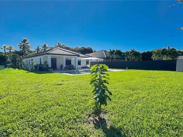 4 bedroom, Palmetto Bay FL 33157 105046943
