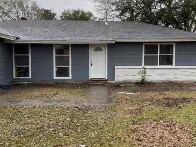 4 bedroom, Pasadena TX 77506 LS105482333