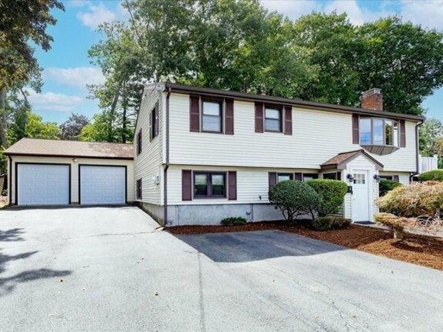 4 bedroom, Peabody MA 01960 105424090
