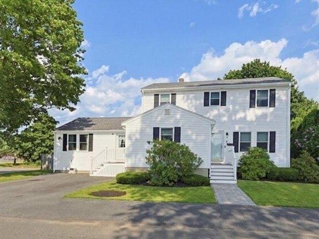 4 bedroom, Peabody MA 01960 105426828