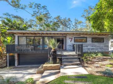 House for sale in Tuggerah Lake - Air conditioning