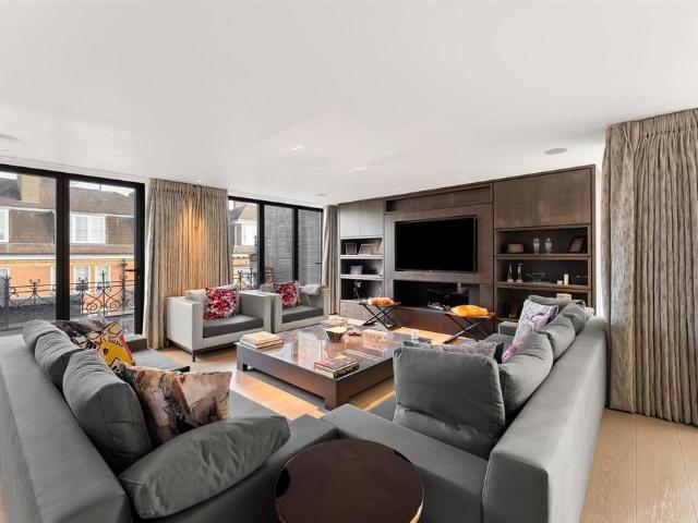 4 bedroom penthouse for sale