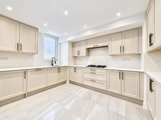 4 bedroom penthouse for sale