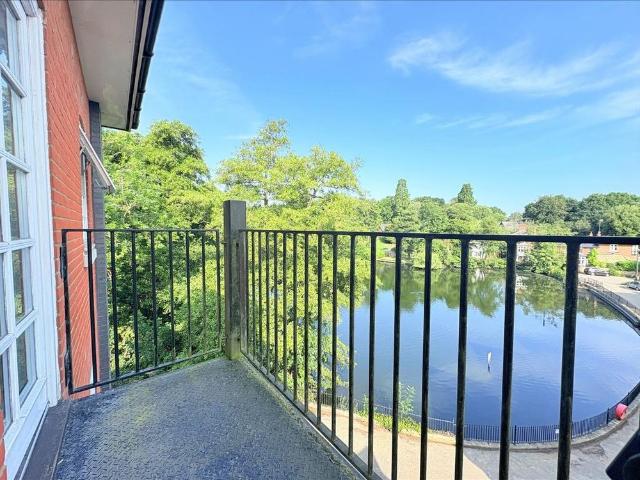 4 bedroom penthouse to rent