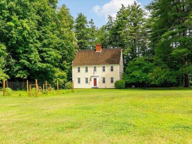 4 bedroom, Pepperell MA 01463 105561952