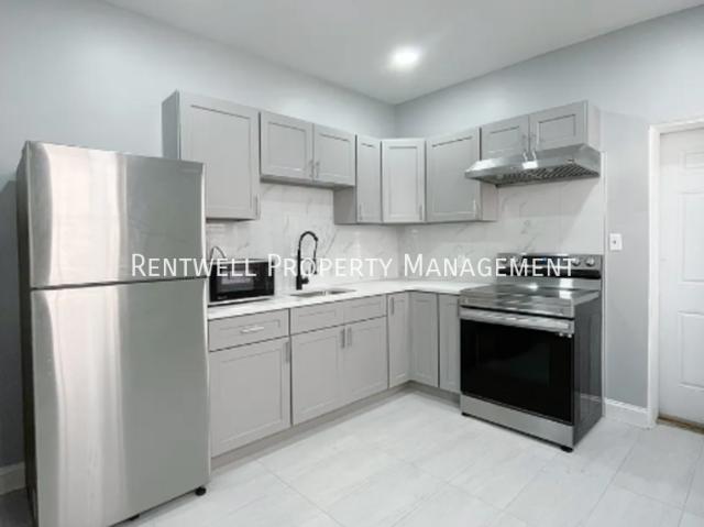 4 bedroom, Philadelphia PA 19121 103890394