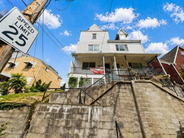 4 bedroom, Pittsburgh PA 15207 105148592
