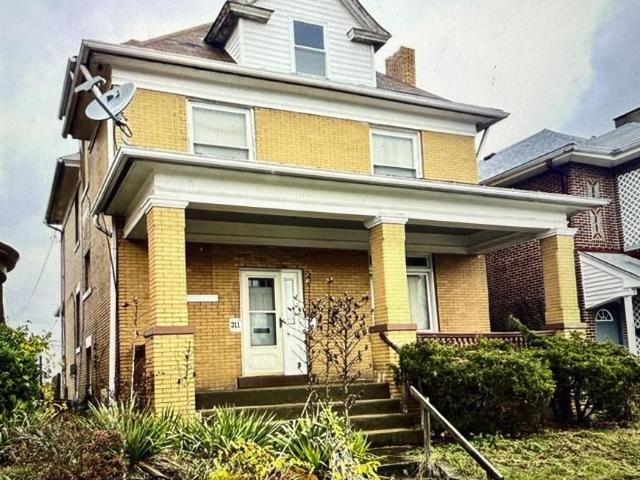 4 bedroom, Pittsburgh PA 15210 3705 LS105673498