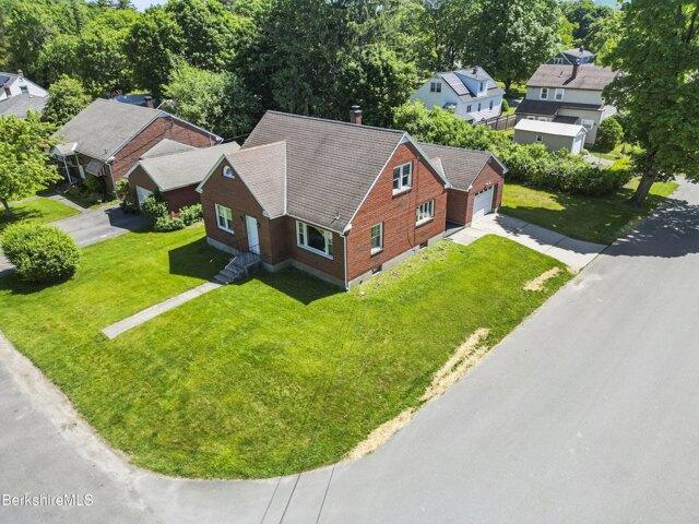 4 bedroom, Pittsfield MA 01201 104542934