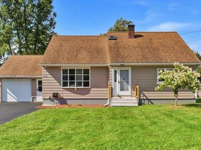 4 bedroom, Pittsfield MA 01201 105367080