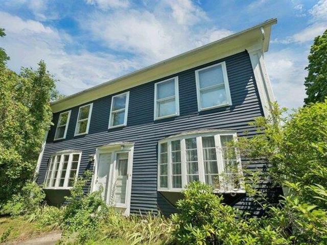 4 bedroom, Pittsfield NH 03263 105630766