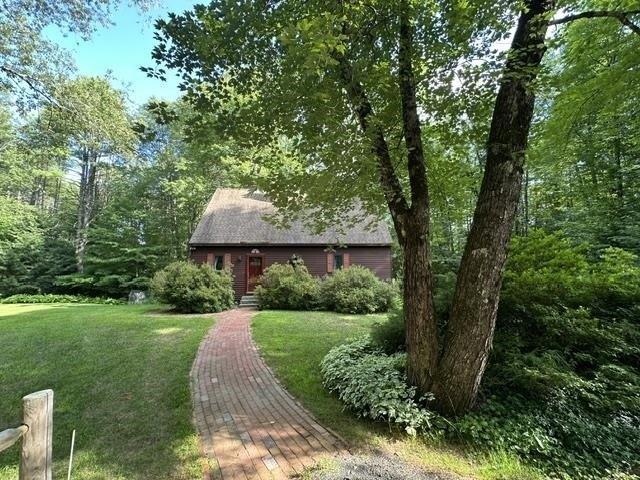 4 bedroom, Pittsfield NH 03263 105384333