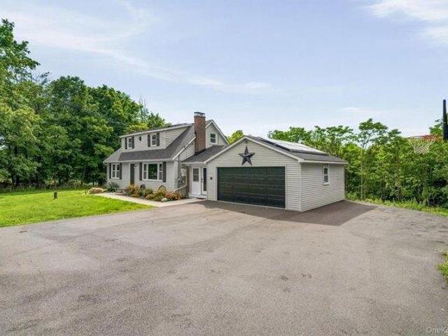 4 bedroom, Pine Bush NY 12566 105292774