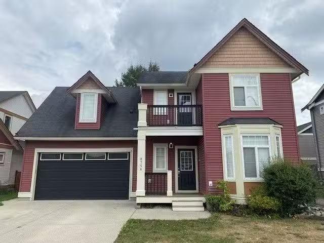 4 bedroom plus Den Full House Mission BC 8756 Machell St