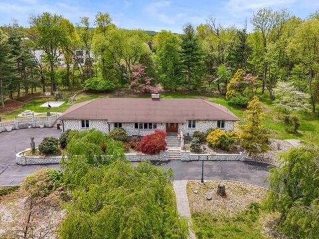 4 bedroom, Princeton NJ 08540 105317799