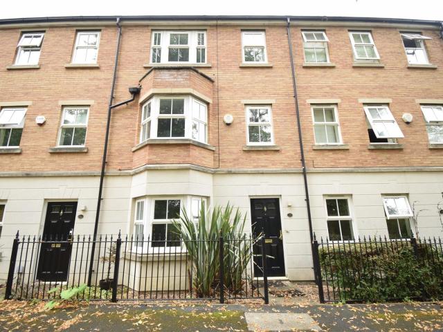 4 Bedroom Property For Rent Tuke Grove, Wakefield