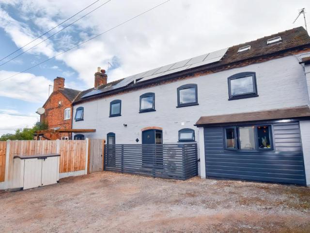 4 bedroom property for sale
