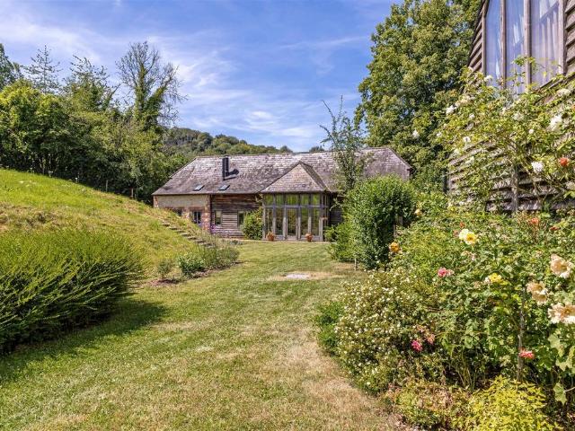 4 bedroom property for sale