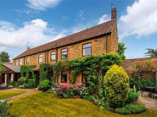 4 bedroom property for sale