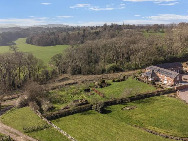 4 bedroom property for sale