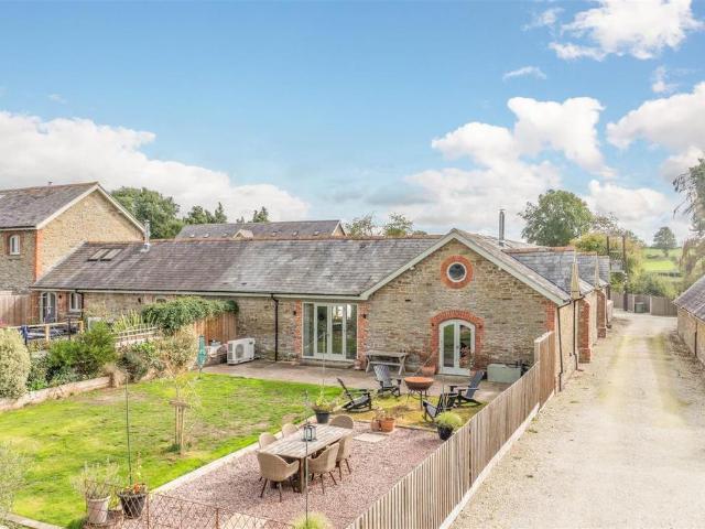 4 bedroom property for sale