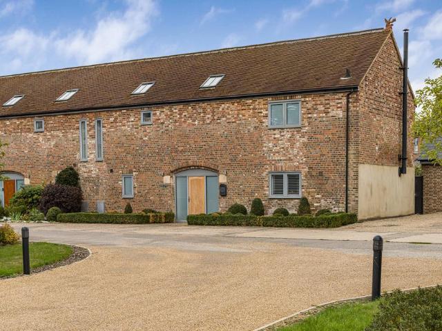 4 bedroom property for sale