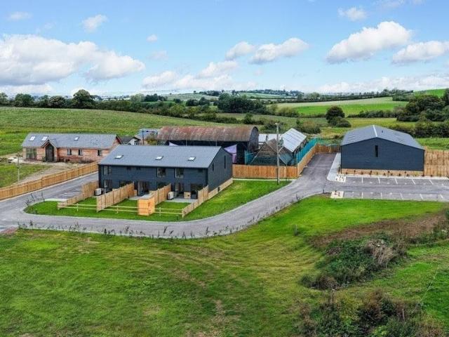 4 bedroom property for sale