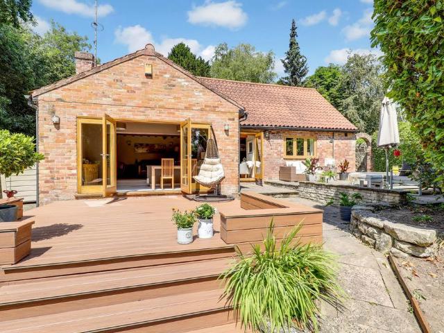 4 bedroom property for sale