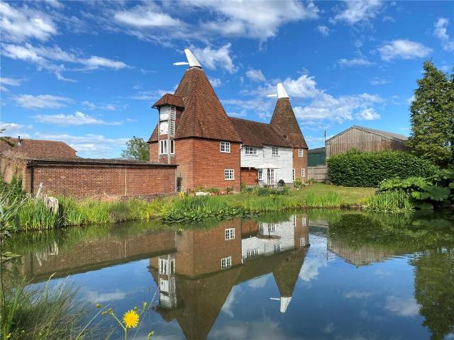 4 bedroom property for sale