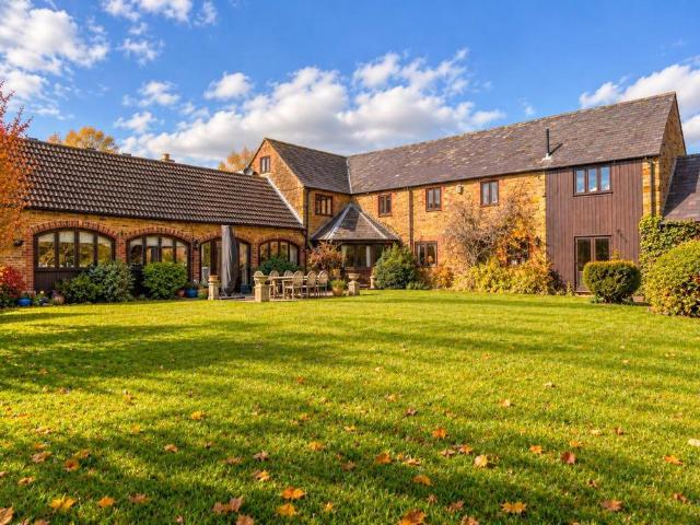 4 bedroom property for sale