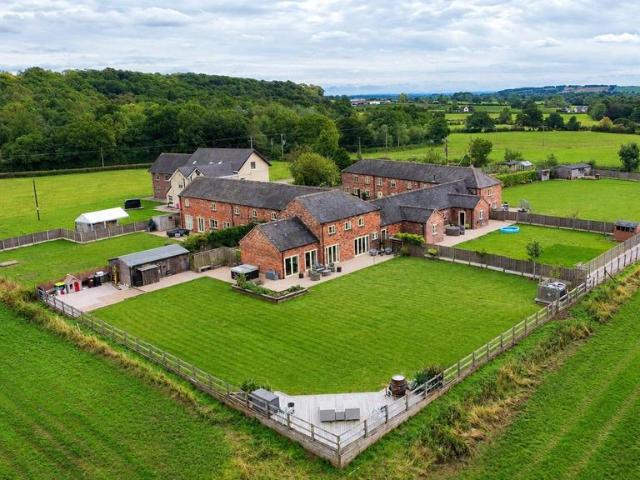 4 bedroom property for sale