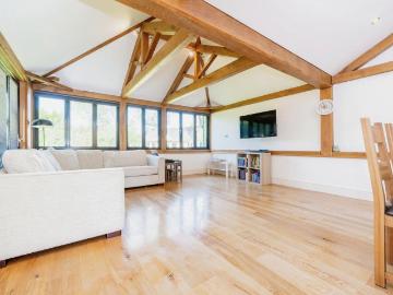 4 bedroom property for sale