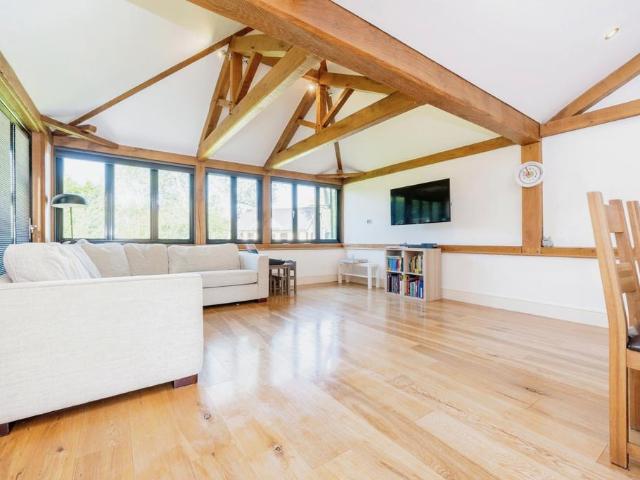 4 bedroom property for sale