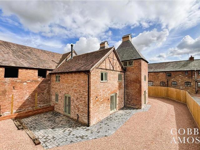 4 bedroom property for sale