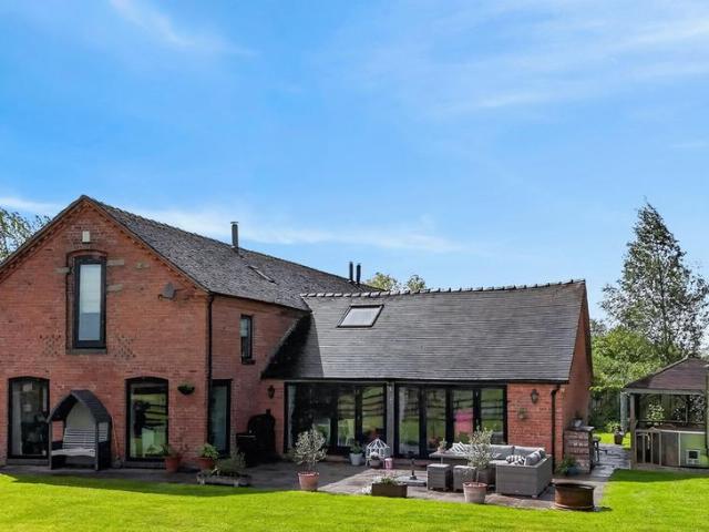 4 bedroom property for sale