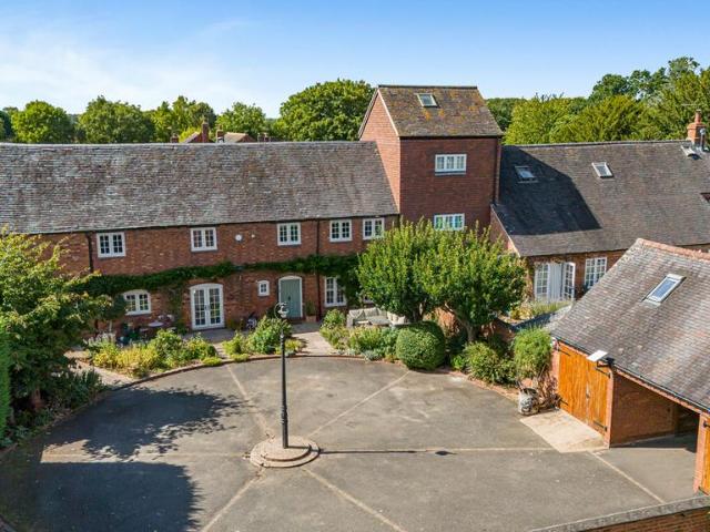 4 bedroom property for sale