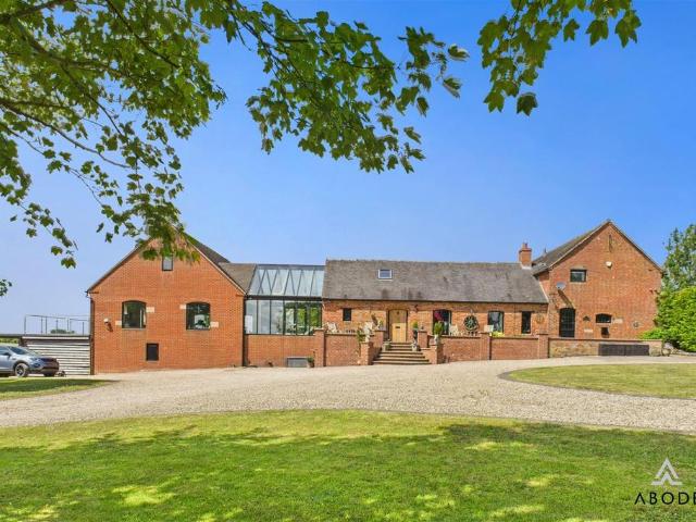 4 bedroom property for sale