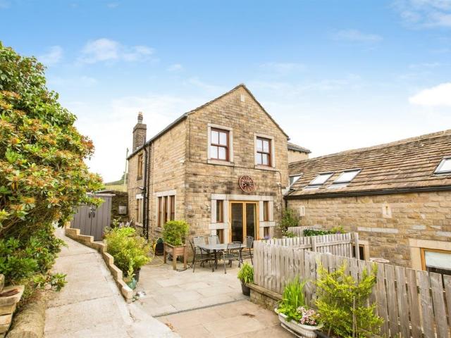 4 bedroom property for sale