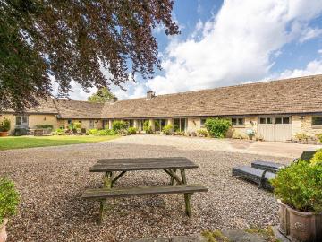 4 bedroom property for sale
