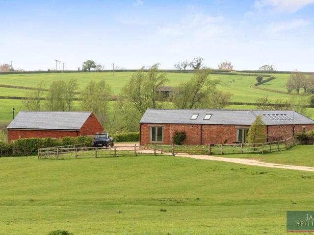 4 bedroom property for sale