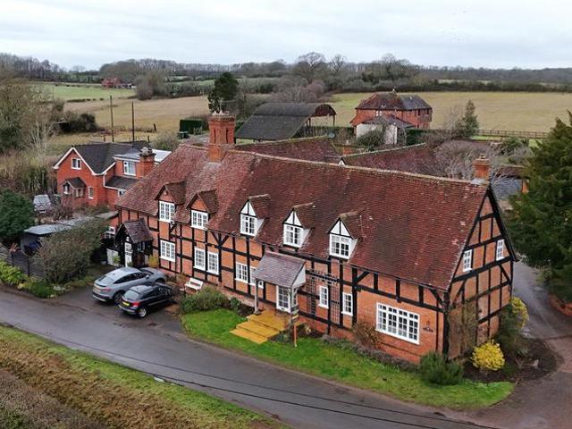 4 bedroom property for sale