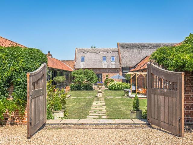 4 bedroom property for sale